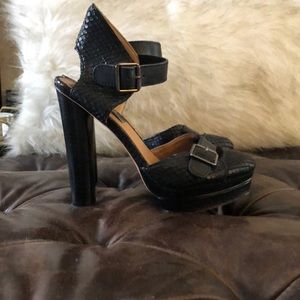 Ann Taylor heels